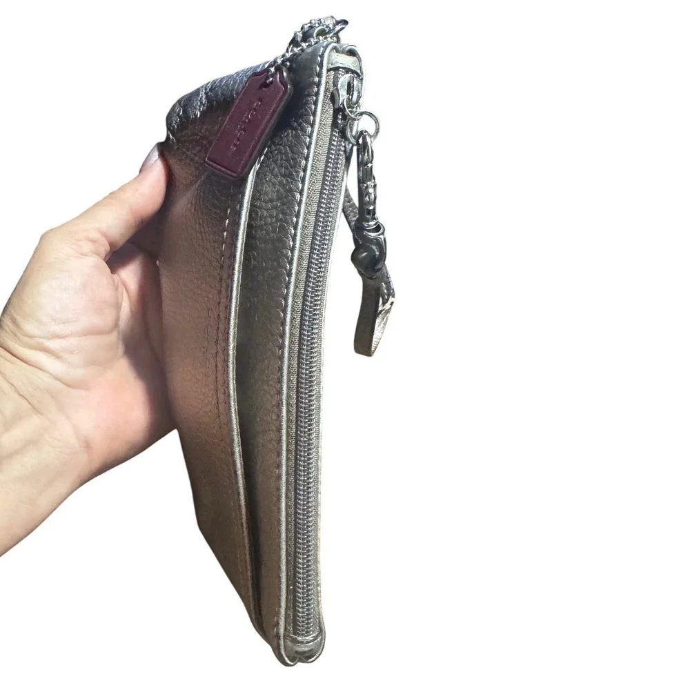 Coach Nolita 19‎ Metallic Goldish Silverish Leather Wristlet 51683 Preloved 5x8